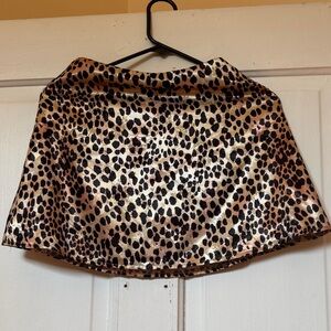 Stylish Asymmetrical Leopard Skirt - Black and Tan
